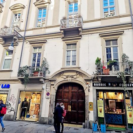 Elegante Appartamento In Centro. Turim Exterior foto