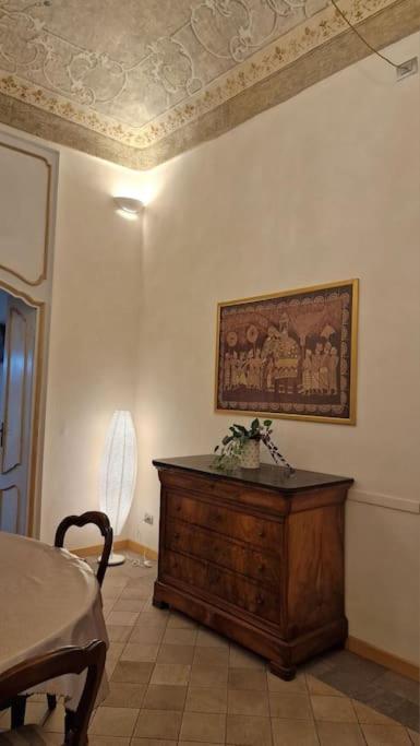 Elegante Appartamento In Centro. Turim Exterior foto